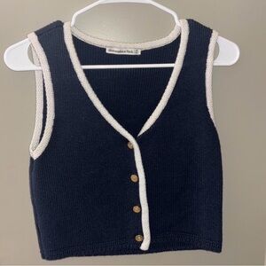 Abercrombie & Fitch Women's Navy V-Neck Sweater Vest